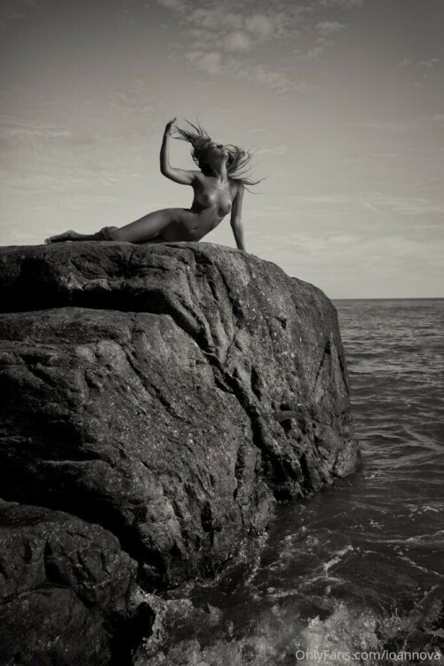 683x1024 d74b5366fda8005c1755cd53b32191d1