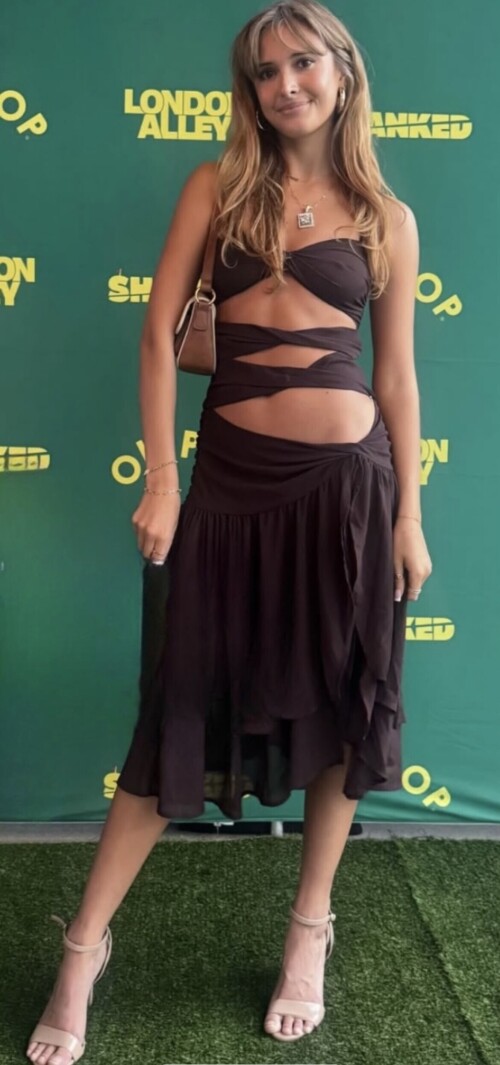 6848BEF8 F964 4250 BD06 C64187888961d35de8f48525475f