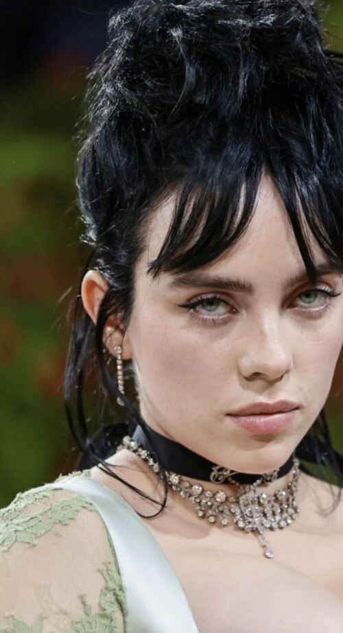 685235A3 CA75 4101 86D9 F9532546F100