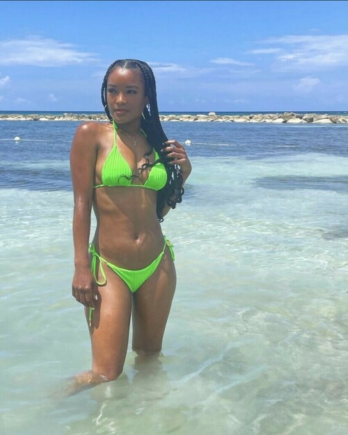 6852C066 B232 4FE5 91ED 4BFD90A4CB23