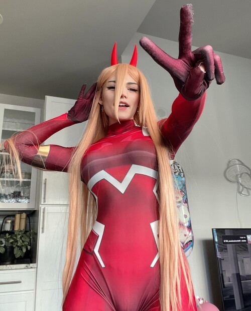 6853570d527d151601839e