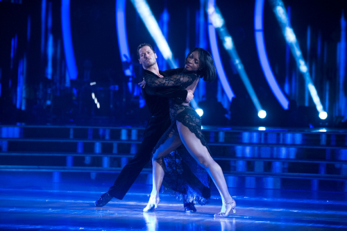 687762572e9347097cdc77d21