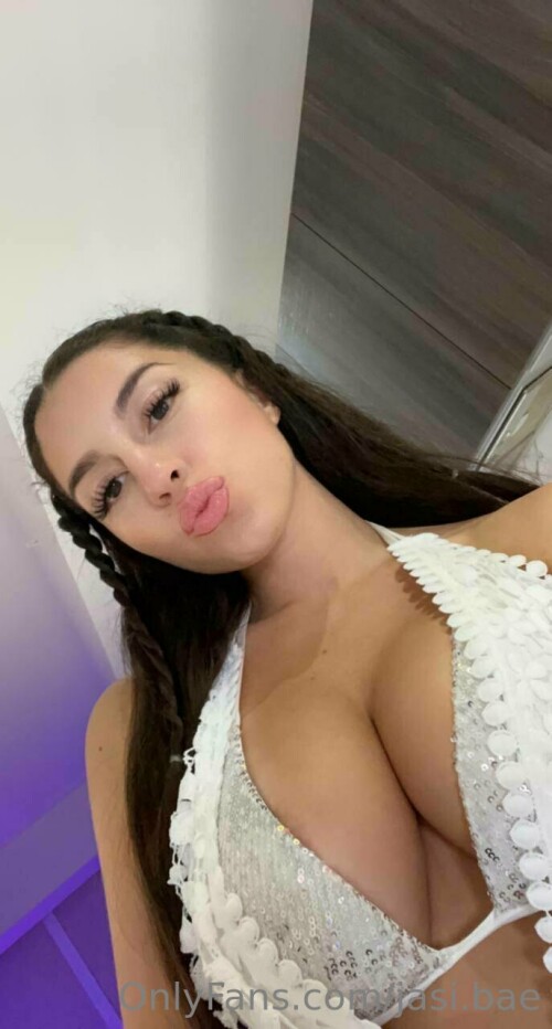 687x1280 a494ec2314222eded7a81f57244187c860d49dd654b2ee60