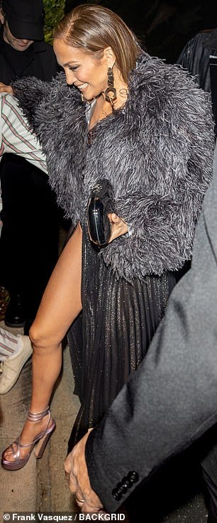 68865757 11877465 Looking fab But the 53 year old pop star ensured that she hersel a 13 167919879789