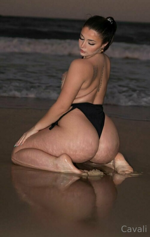 688x1089 e6e83883d1e07e8367a62307ae5130e2