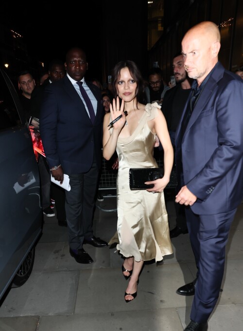 68dp1da4ae8e395cad4ba4