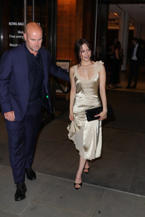 68dp1odeca80c75f84b8e9