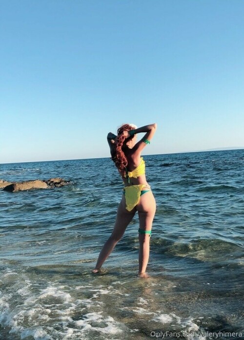 690x960 bfc83e8643a32dd69614b3c08de329f1