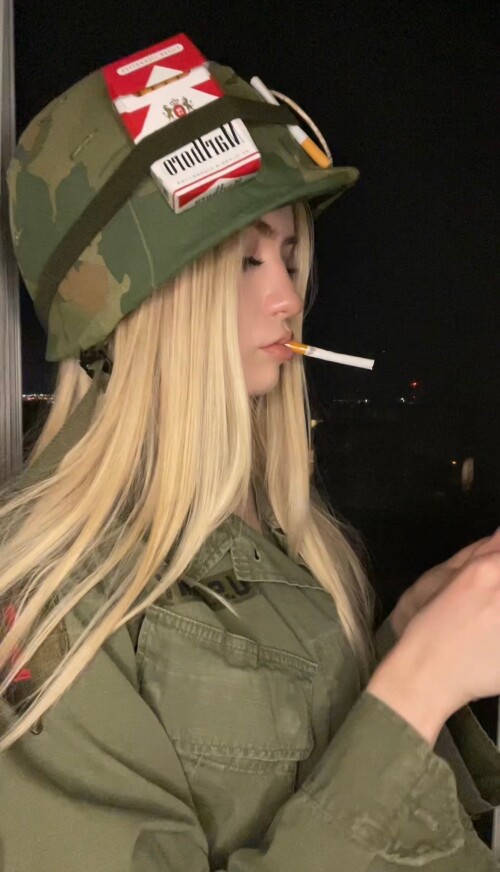 6AC8CF93 1DE2 4134 8592 59963DAA148C742c7b58e1f34ac0