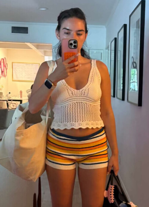 6C1A7DBB ECCB 4548 A923 FB67B50B6A59533d2743298f4466