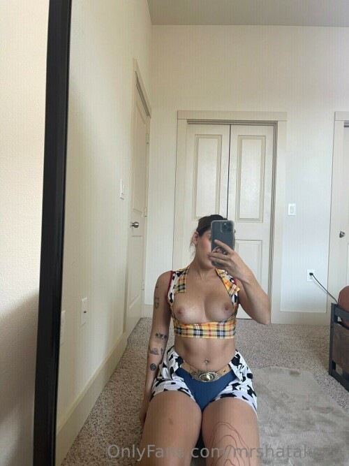 6C624AE4 C9B6 4D53 946E 86762112FE8A