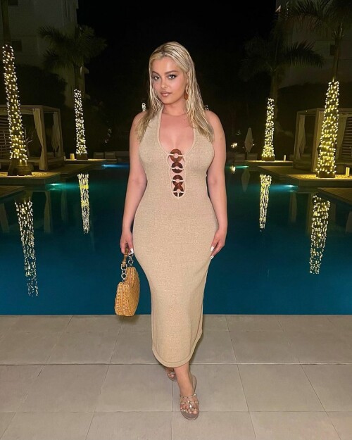 6C946BB7 9B55 4782 9CBF 9772B91E61A2