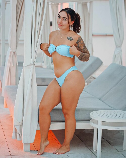 6D55D699 BADA 4815 B935 ABDCCD5F01A3