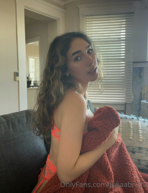 6DAD8707 2062 48FE 9209 2EE77BCF2C08