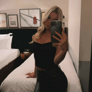 6F5AA439-B4D9-44D6-83AC-16A8F5690FAF