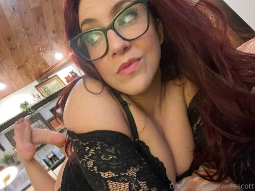 6c66a249 481b 485c 84d6 bf7d4b52e490