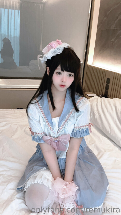 6cd85990 27c4 49b6 9d90 f34b2fb360b706b989edb39af97b