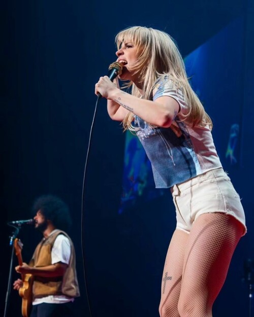 6d9f2fd66b5940b6af27783549b0b60152c7315a3a7f2b59