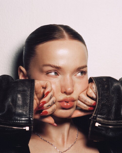 7 film 00208712ab8f8ffc38b0