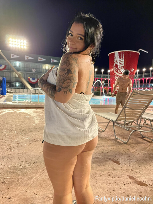 70427403 4B9A 496C 957A 74C002E19BF4