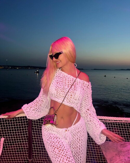 70E32941 9683 4633 B57B F9ACEE90DE23