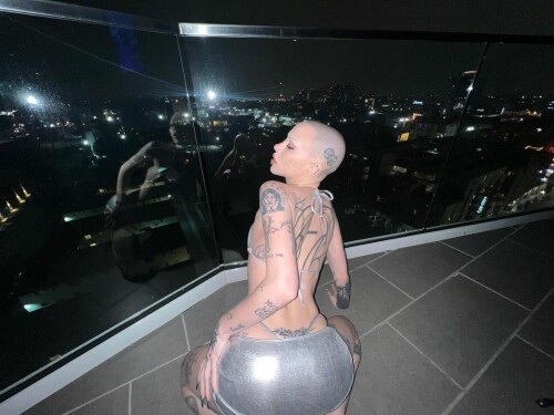 710BEC0D 44E7 485A B7E1 23160F40CE4E