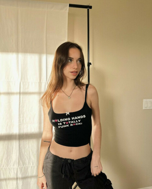 7132767E BF85 4821 AAF8 FD18E5EA5984