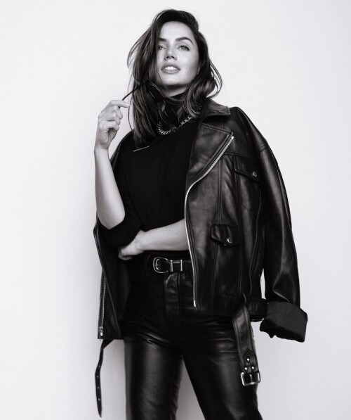 7140full ana de armas26491eb2869ec986