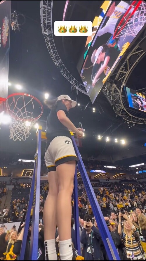 717full caitlin clark iie476f9a68e876caf