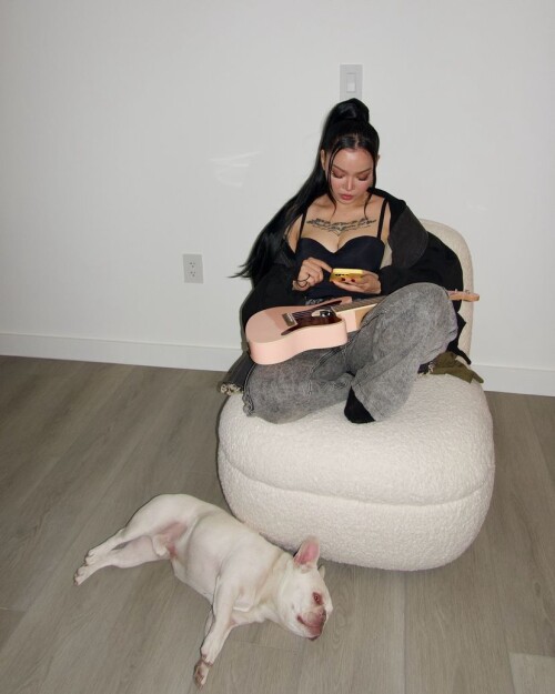 71C1239E 108C 40D3 883A 9DA4794677114845fe6c3024d281