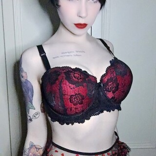 720x1280_07ec674ad8803ce1326b97a96d125171b1f616e19d3f8c63