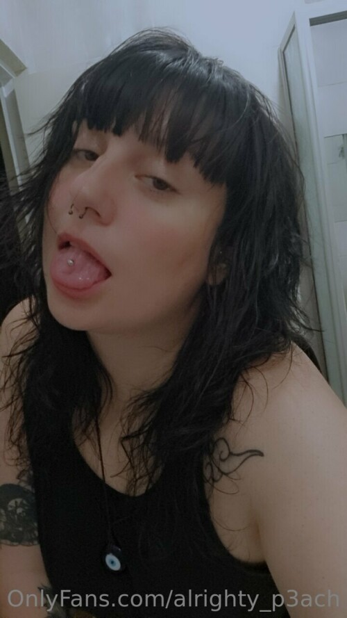 720x1280_257764a1000192fe0c9ac3d2716f50d9.jpeg