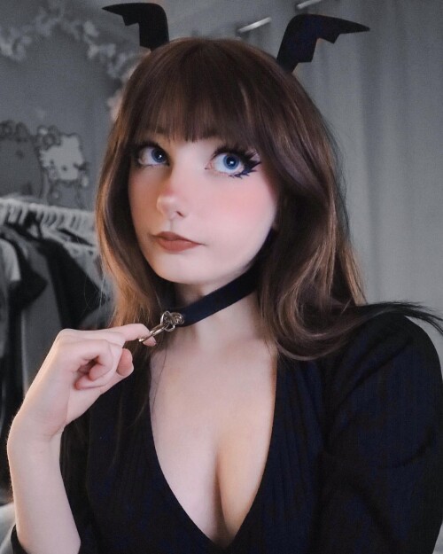 72178C79 C5F9 429F AB47 C899064E8602