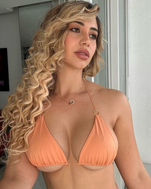 72626786c030975b881e5e9