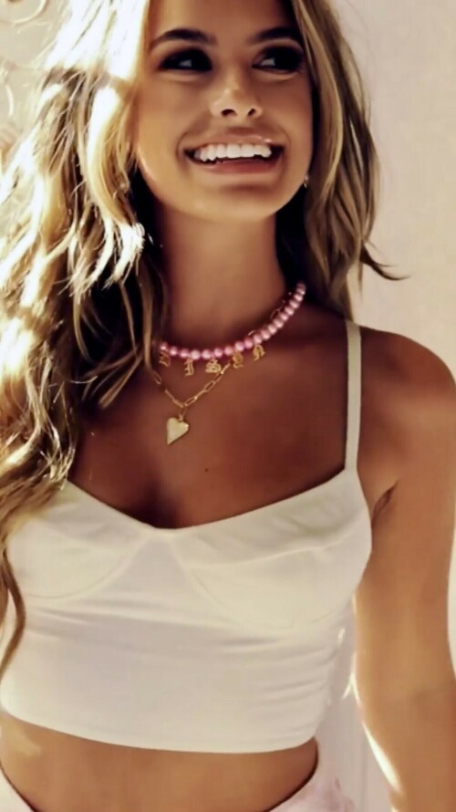 7266F139 AC36 4E2E 8599 24553622FF61