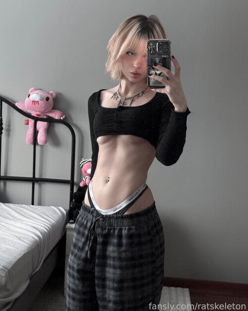 734416493621555200b479e2477c059c48