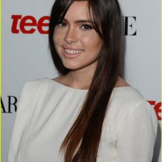 740full-alex-frnka_12586fb9bf37092f7f