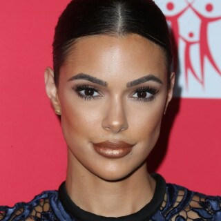 740full-anabelle-acosta_158e7608e06566041f