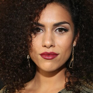 740full-andrea-sixtos_91ea9e255369e8839