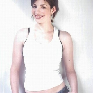 740full-anna-hopkins_42deafaa1d867f6c5