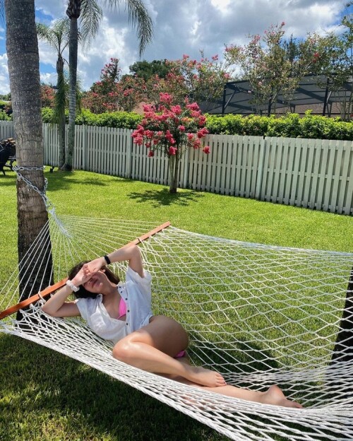 740full isabella gomez 190e45443703c02f22