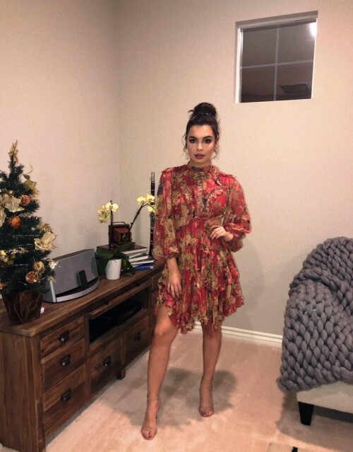 740full isabella gomez 36e6bf747bfdfae2bd