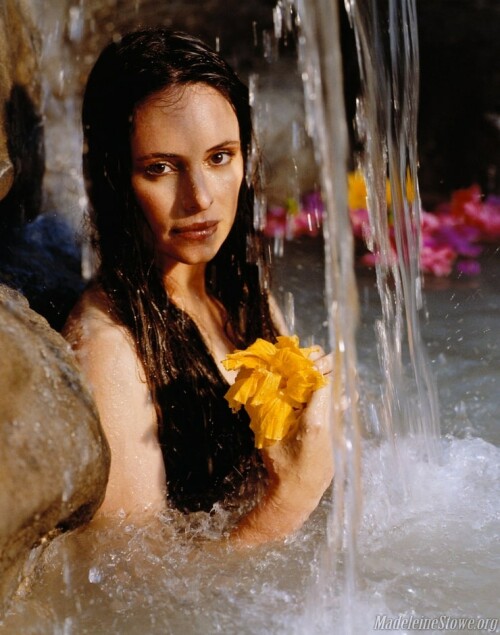 740full madeleine stowe 4