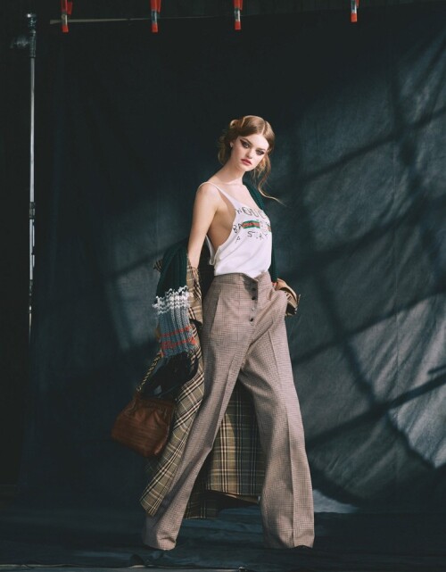 740full willow hand 2025 08 21T211351.287cf52da1482df7064