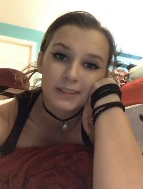 7419F94C DF61 43F4 ABDF 4C4ADB5E6759