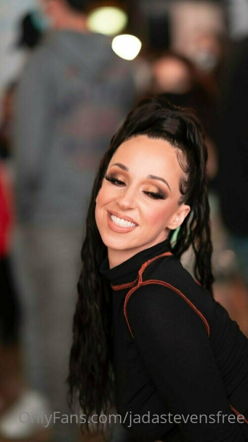 750x1333 31d6a3a50b0f81ca8d0570742484323e