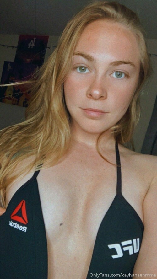 750x1334 937be1ef5648bfcc3c117d2a71e04d90