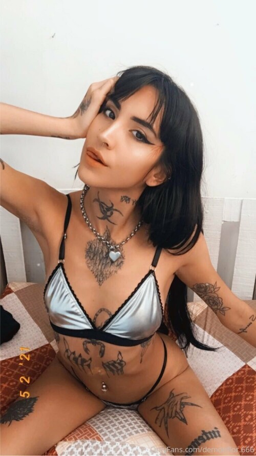 750x1334 f9f4a895d540e0254d46e1fc24e9c06c