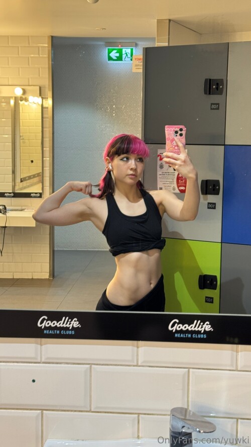 7567e3d0b8d9af8d2853