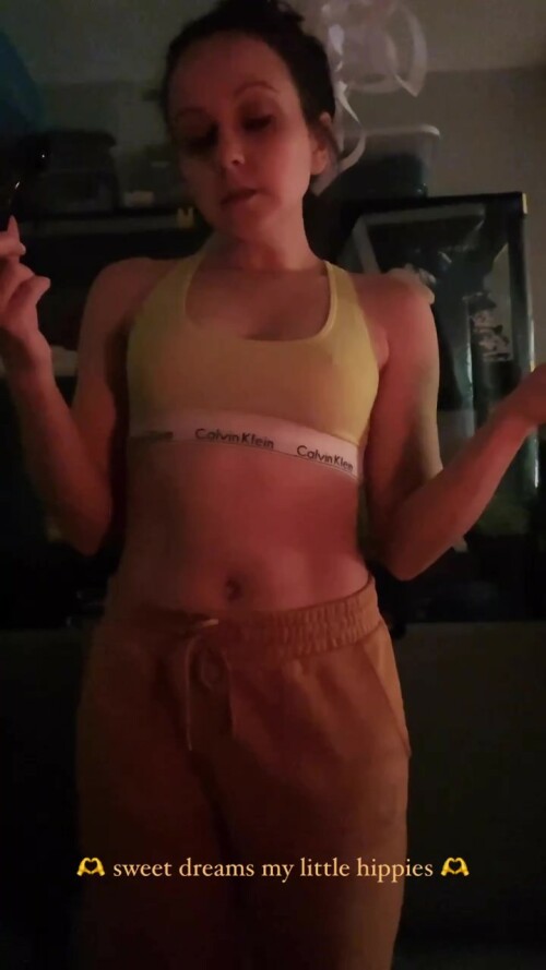 764EE3372EAE6C979E63F34E28939484 video dashinit Moment2